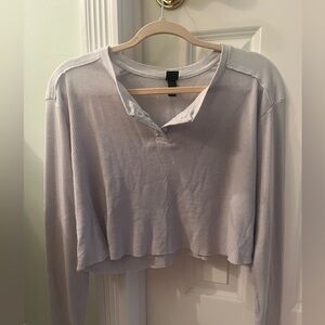 Cropped long sleeve tee